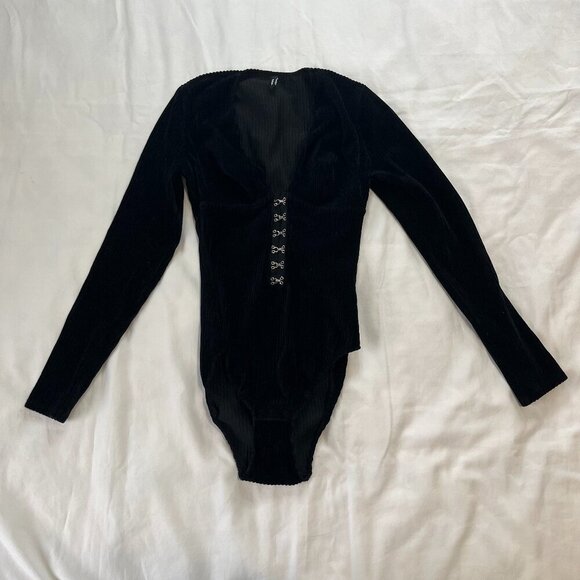 Icone Tops - Icone Lingerie Black Velvet Ribbed Jessy Body Noir Bodysuit | Size M
